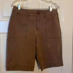 Milk chocolate St John’s Bay stretch shorts